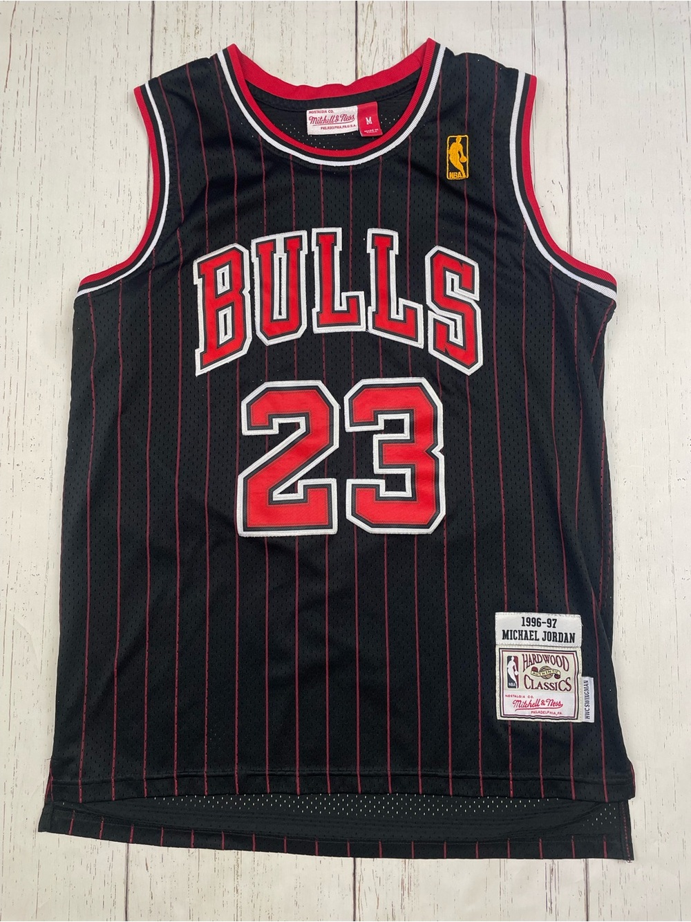 Mitchell & Ness NBA Authentic Hardwood Classics Michael Jordan Swingman Jersey